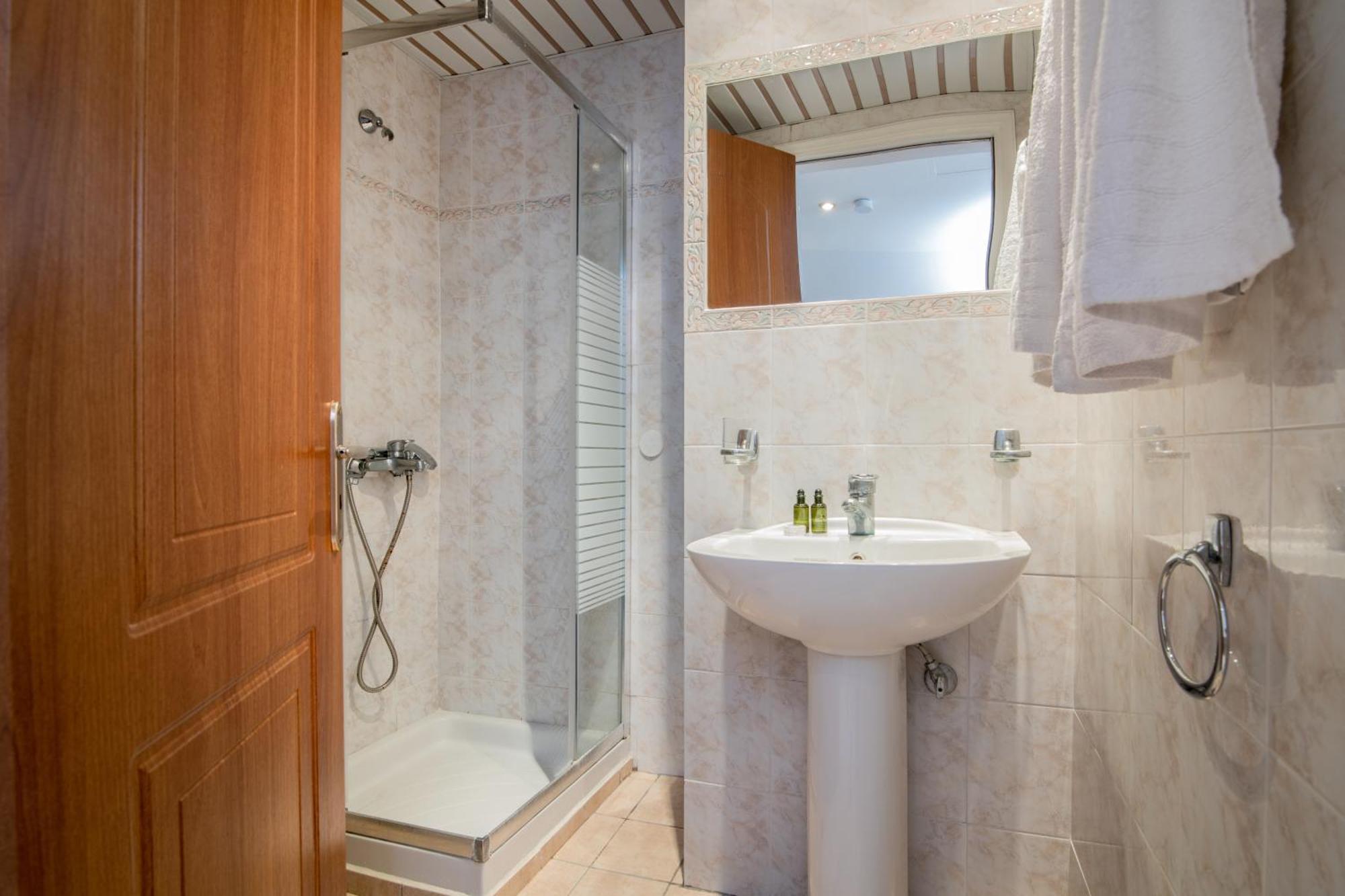 Daisy Hotel Планос Екстер'єр фото